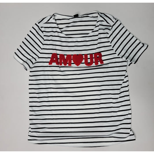 Amour Graphic Tee