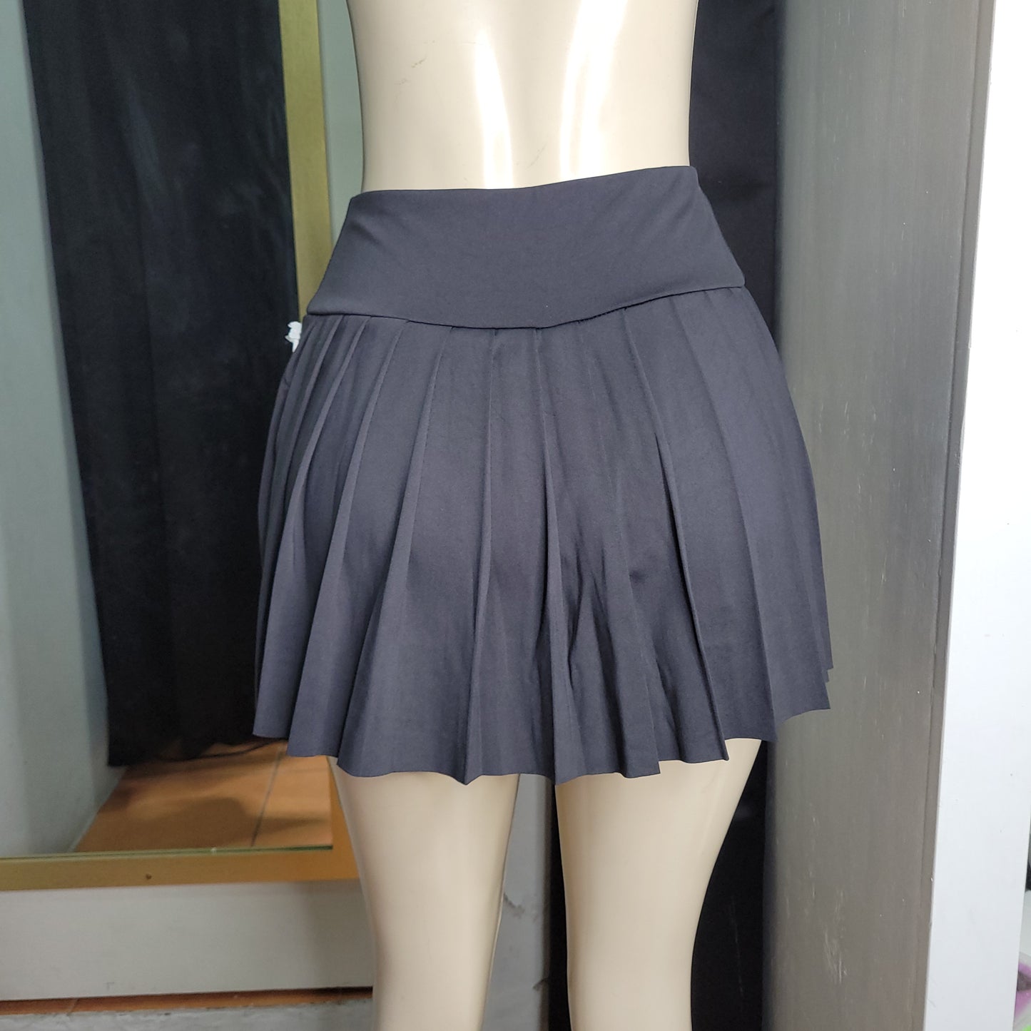 Kim Pleated Skort
